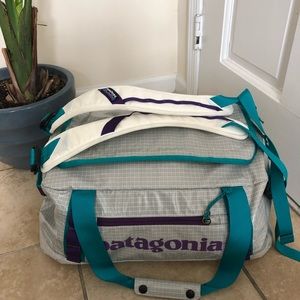 Patagonia 45L Blackhole duffel w/ backpack straps